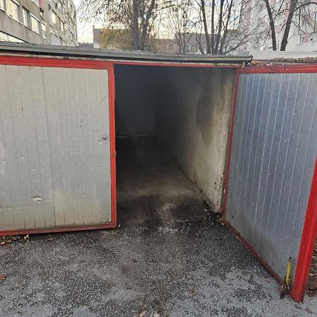 Apartman Centar Bulevar Ex Sa Garazom Banyaluka Dış mekan fotoğraf